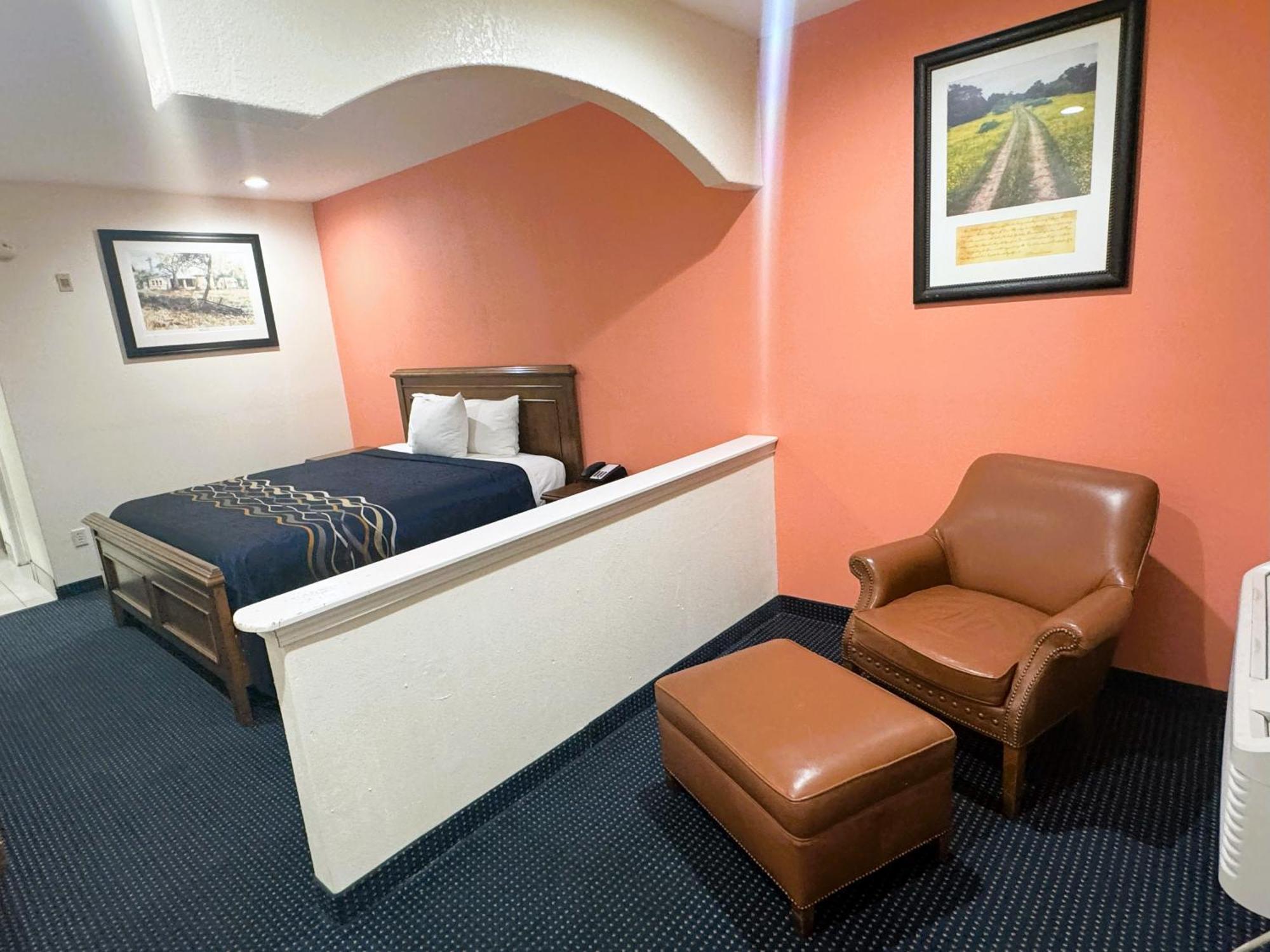 Pecan Valley Inn & Suites San Antonio Dış mekan fotoğraf